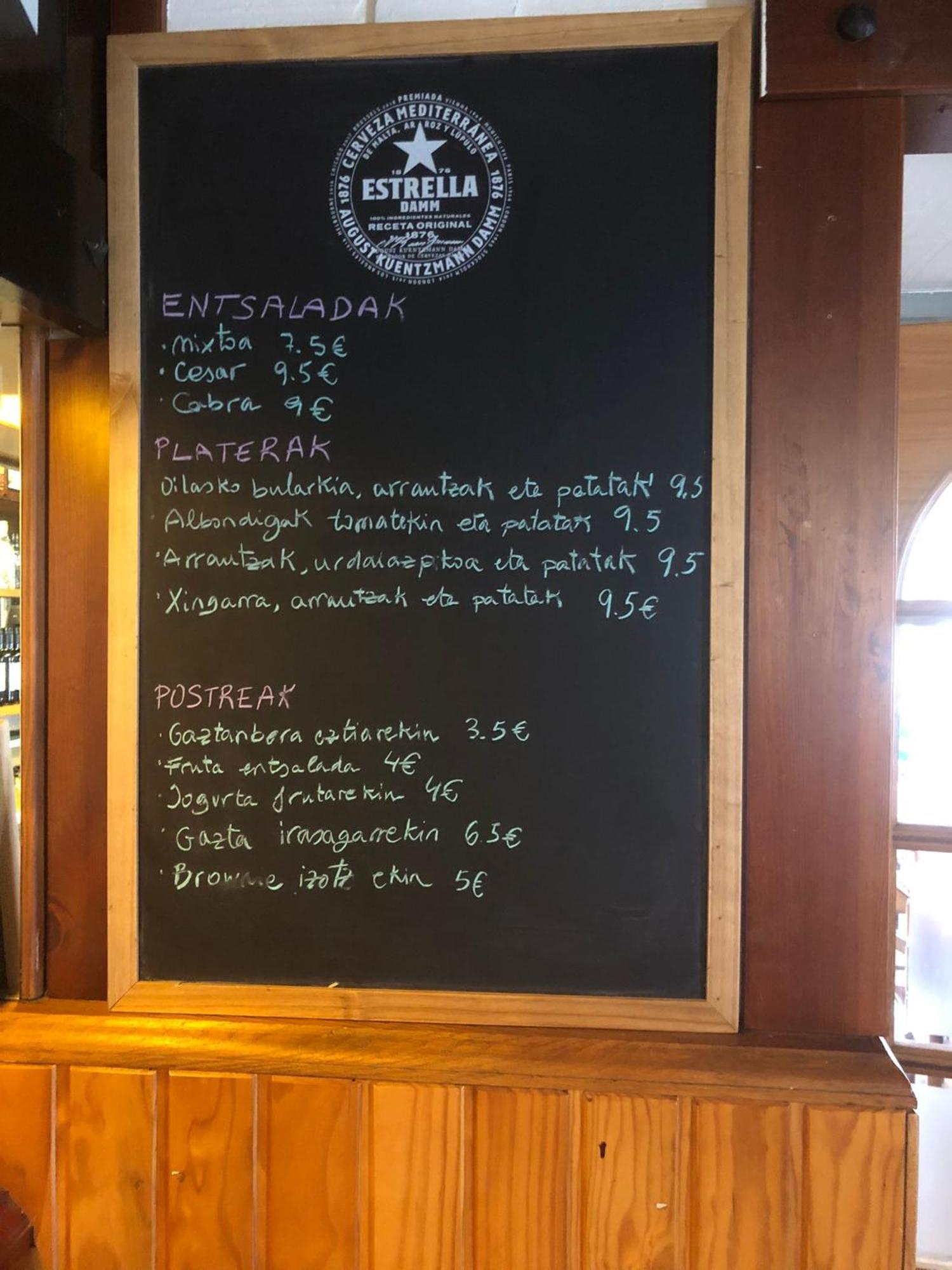 Zubietako Ostatua Hotel Eksteriør billede